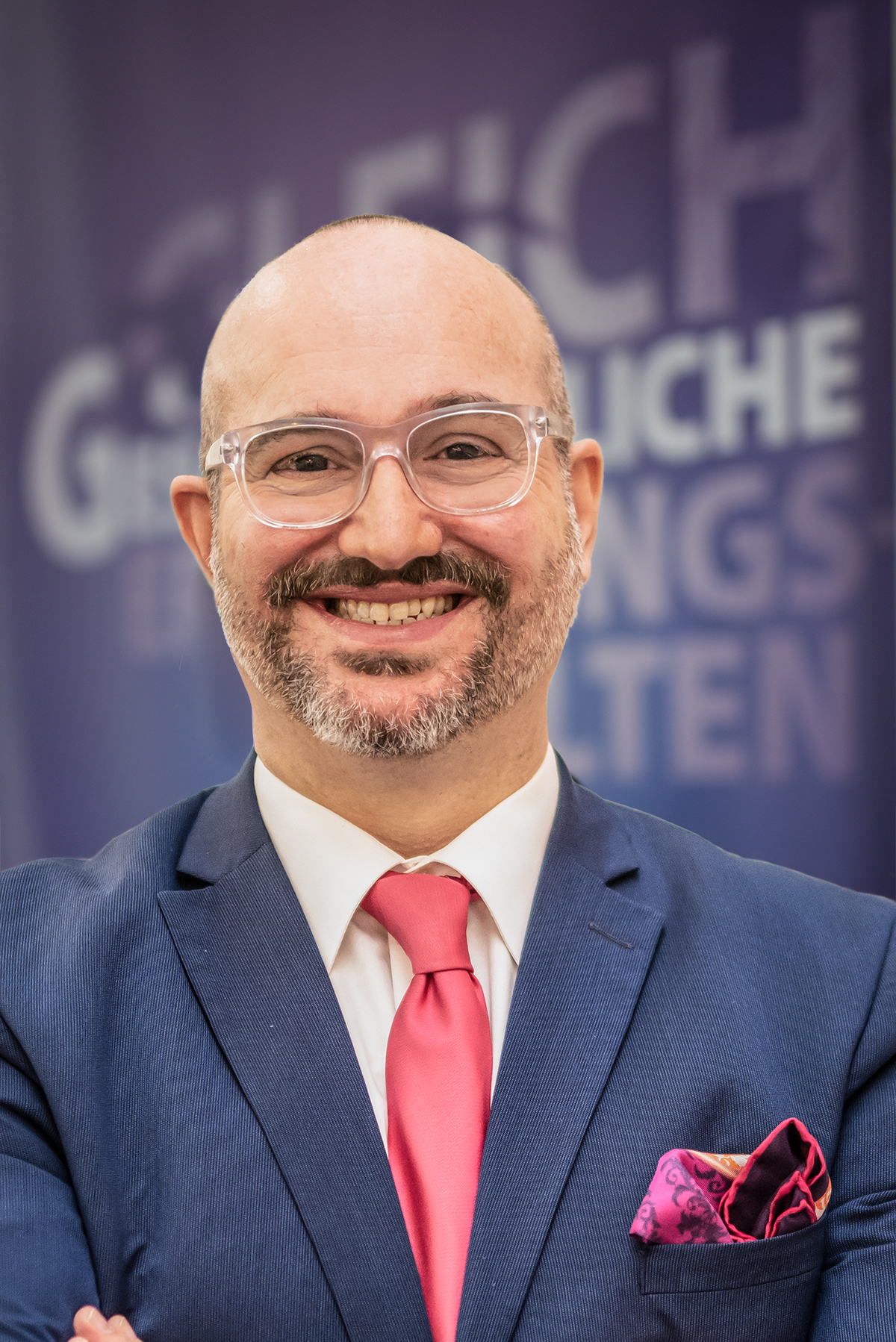 Jörg Litwinschuh-Barthel ist geschäftsführender Vorstand der Bundesstiftung Magnus Hirschfeld.